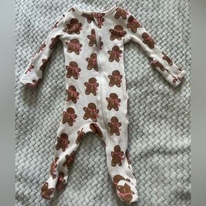 Organic waffle basic zip footie, gingerbread man/ ruffle zip footie!